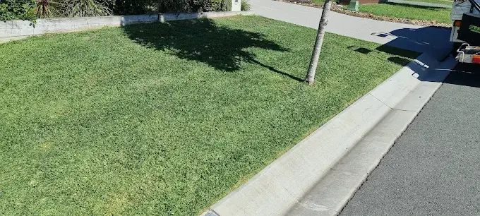 Lawn mowing in Redbank Plains